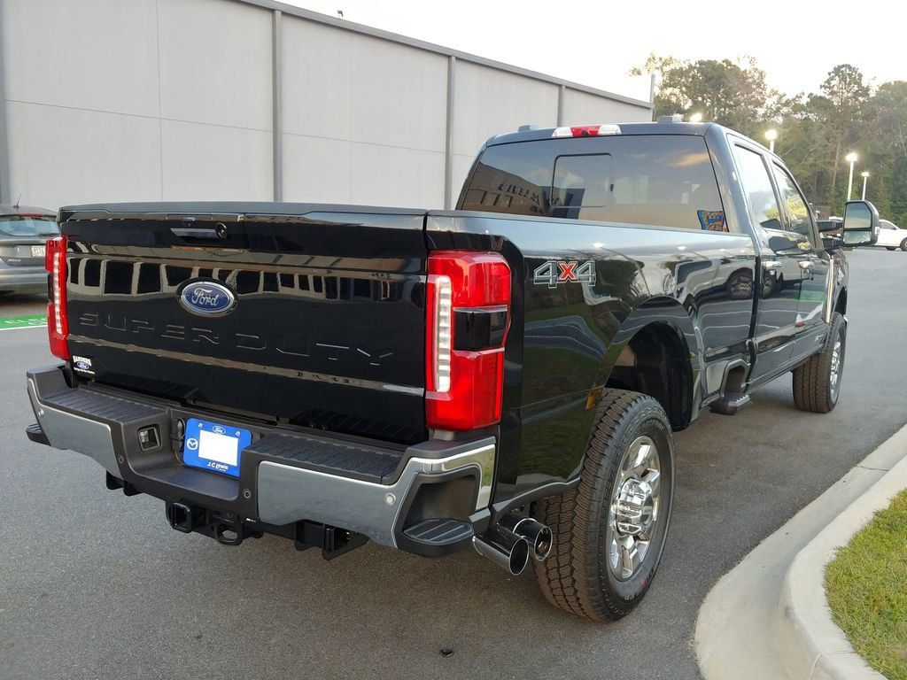 2024 Ford F-350 Super Duty Lariat