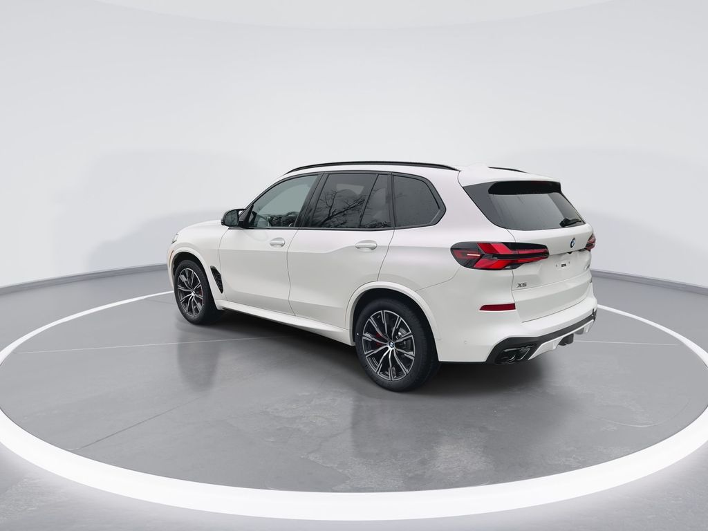 2025 BMW X5 M60i 6