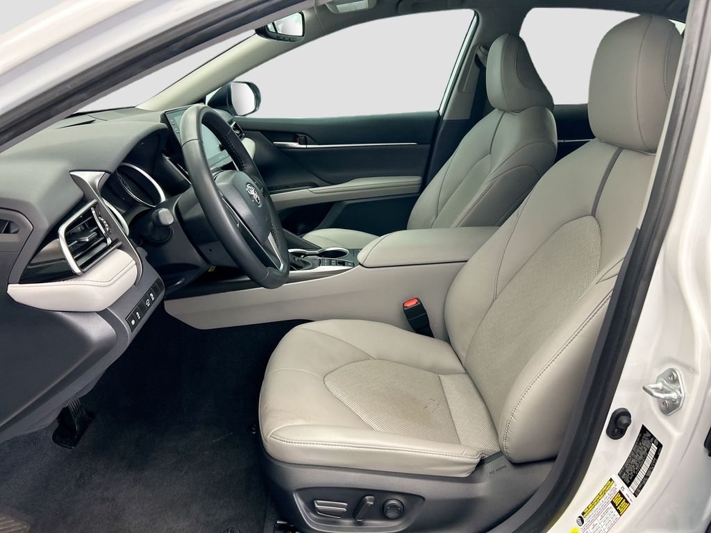 Thumbnail: 2023 Toyota Camry - 17