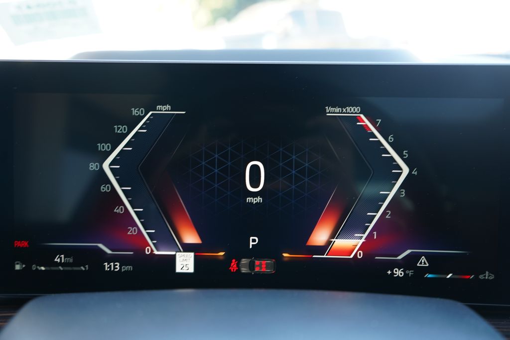 Thumbnail: 2026 BMW X5 - 16