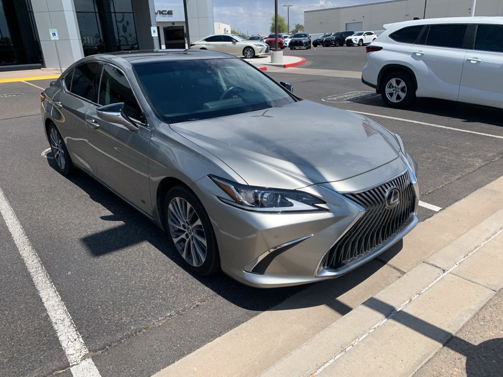 2021 Lexus ES 350 3