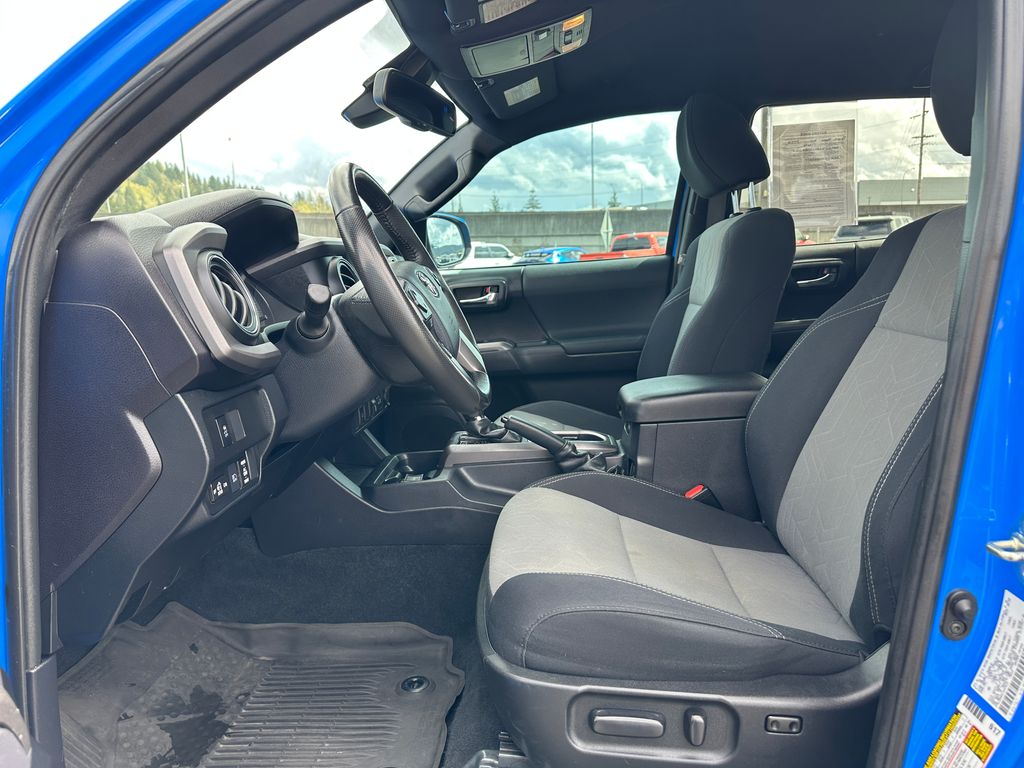 2020 Toyota Tacoma TRD Sport