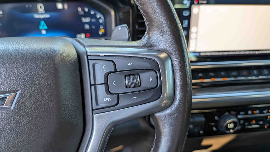 Used 2022 Chevrolet Silverado 1500 LT Trail Boss 4D Crew Cab