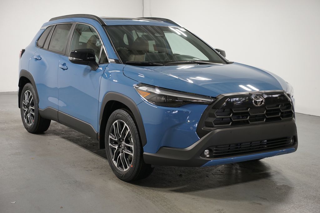 Thumbnail: 2026 Toyota Corolla Cross - 3