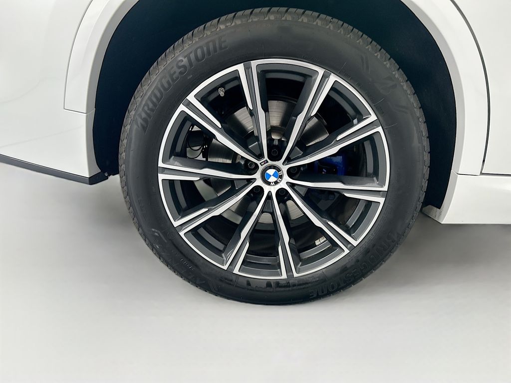 Thumbnail: 2024 BMW X5 - 32