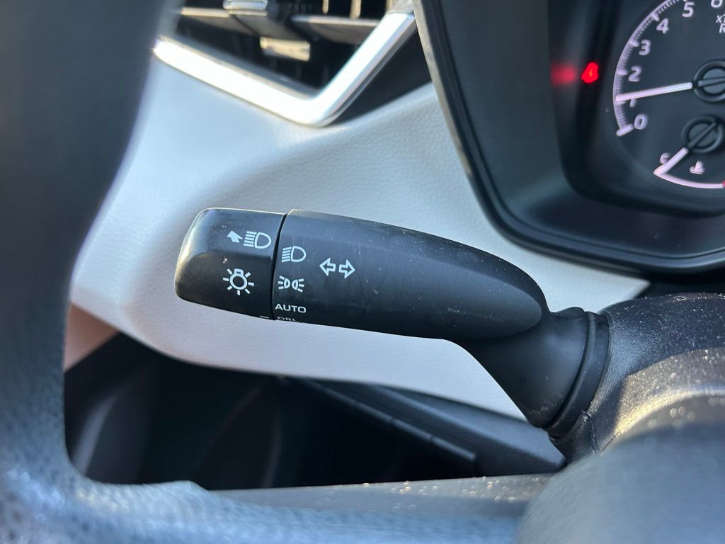 Thumbnail: 2022 Toyota Corolla - 21