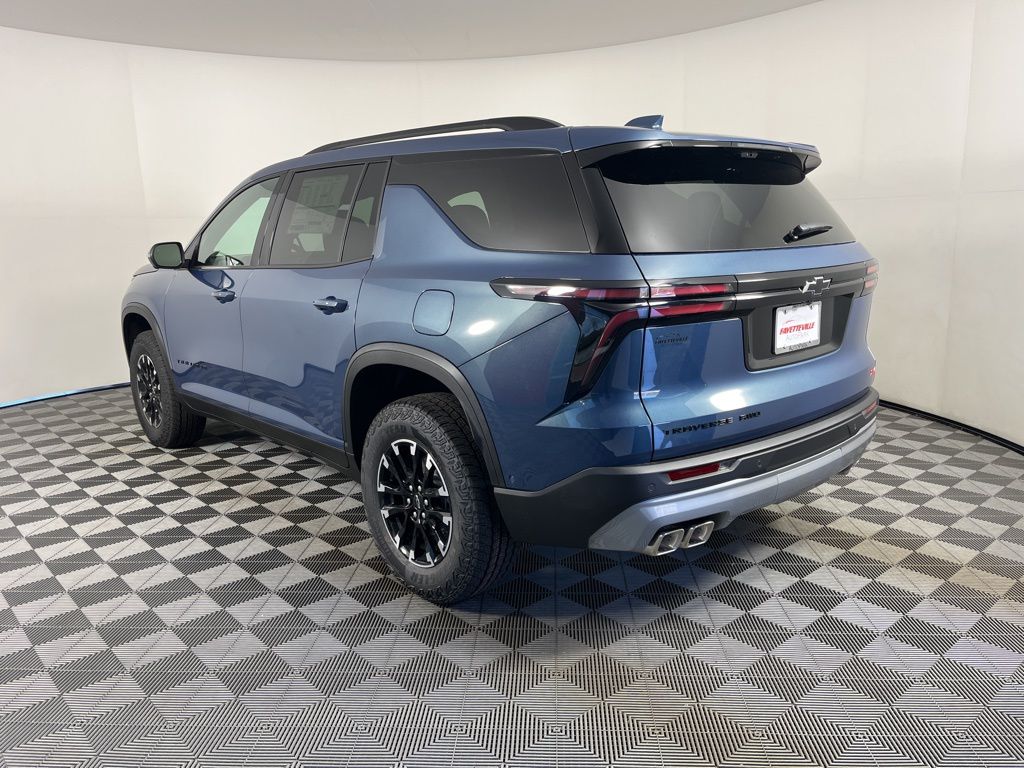 Thumbnail: 2026 Chevrolet Traverse - 3