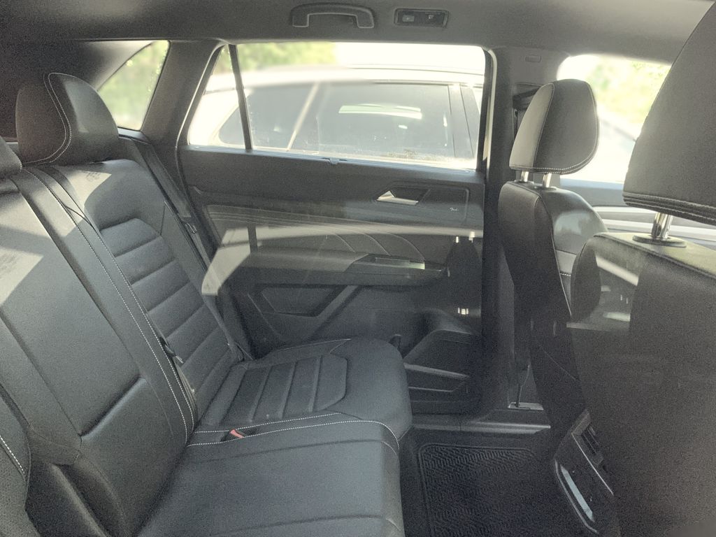 2023 Volkswagen Atlas SEL 13
