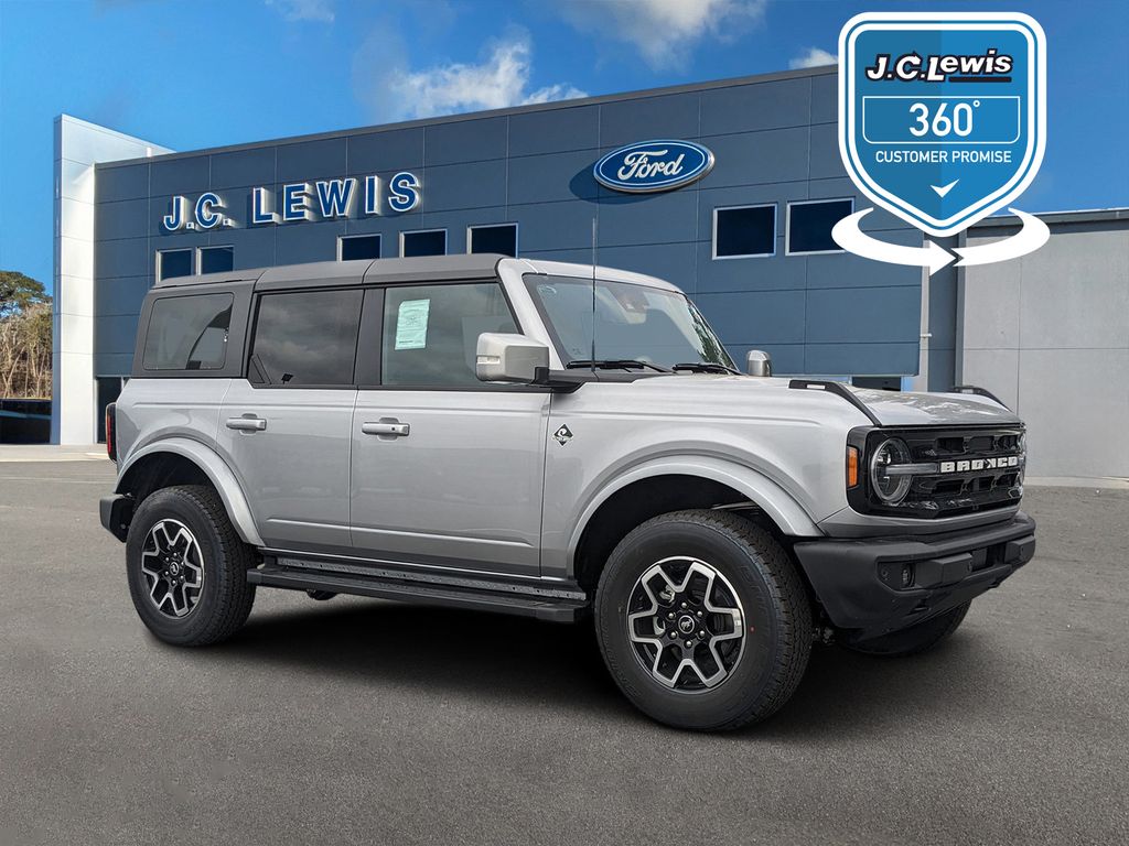 2024 Ford Bronco Outer Banks