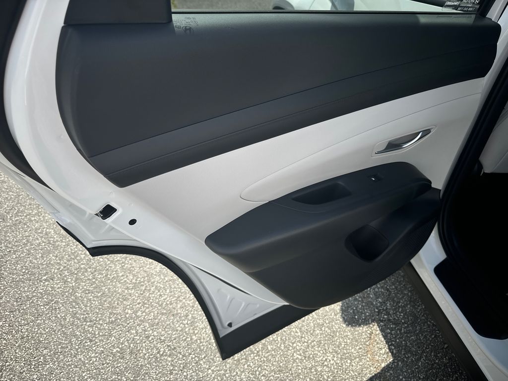 2025 Hyundai Tucson SEL - 11