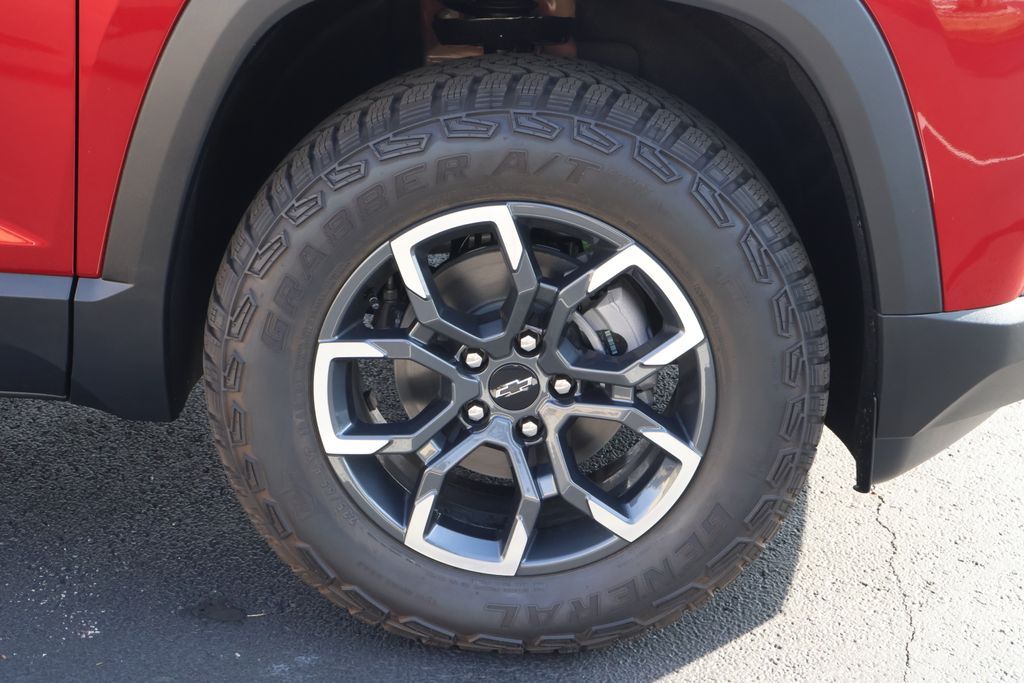 Thumbnail: 2027 Chevrolet Equinox - 11