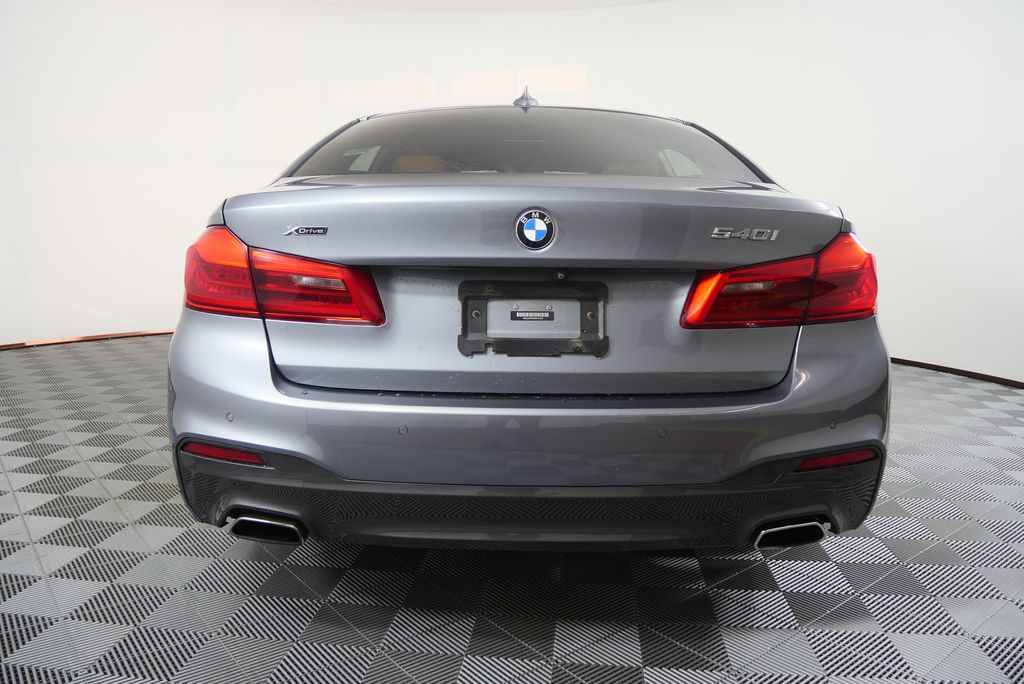 Thumbnail: 2019 BMW 5 Series - 4