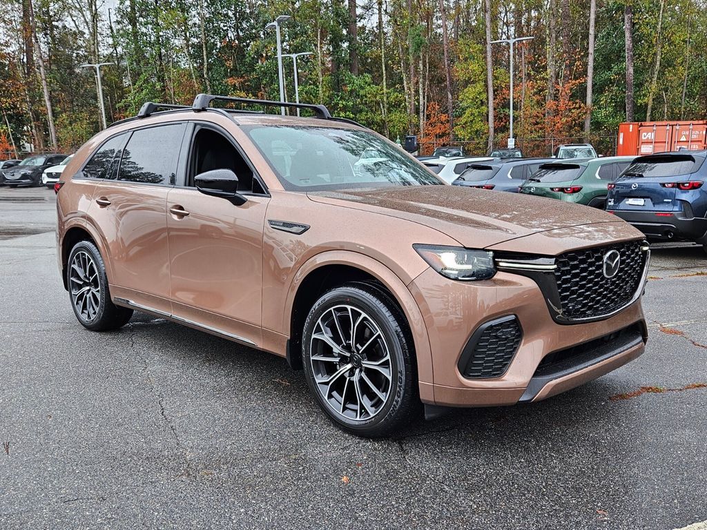 2026 Mazda CX-70 Premium Package's photo