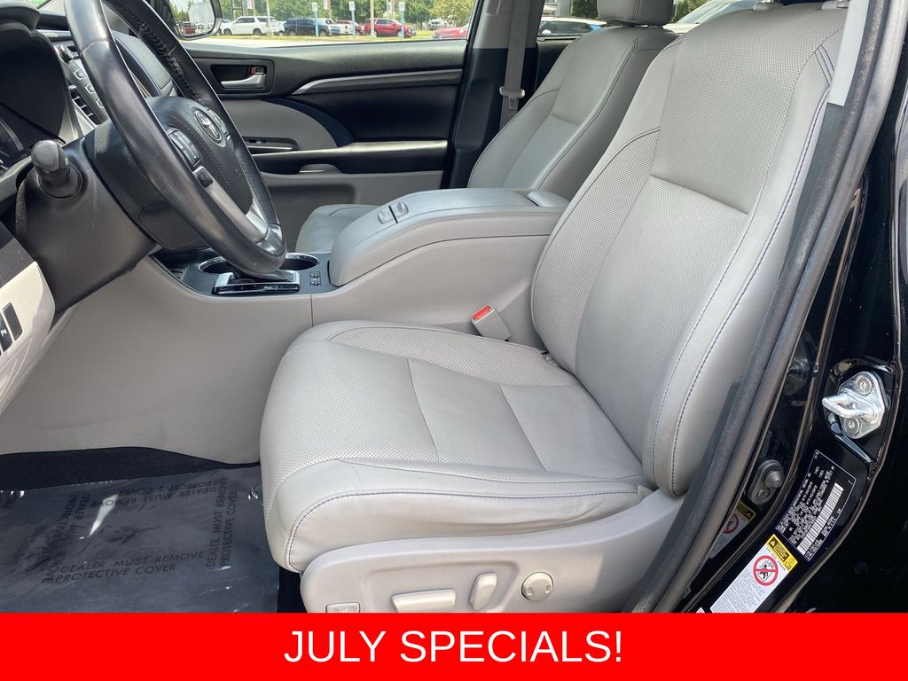 Used 2017 Toyota Highlander SUV