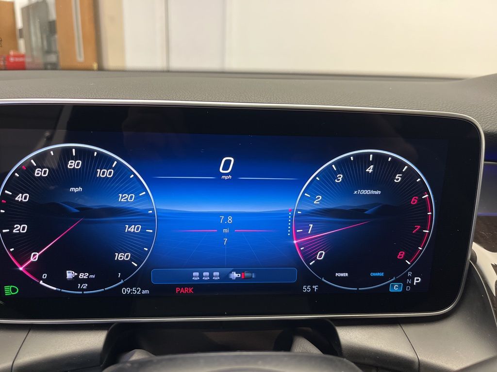 Thumbnail: 2026 Mercedes-Benz GLC - 16