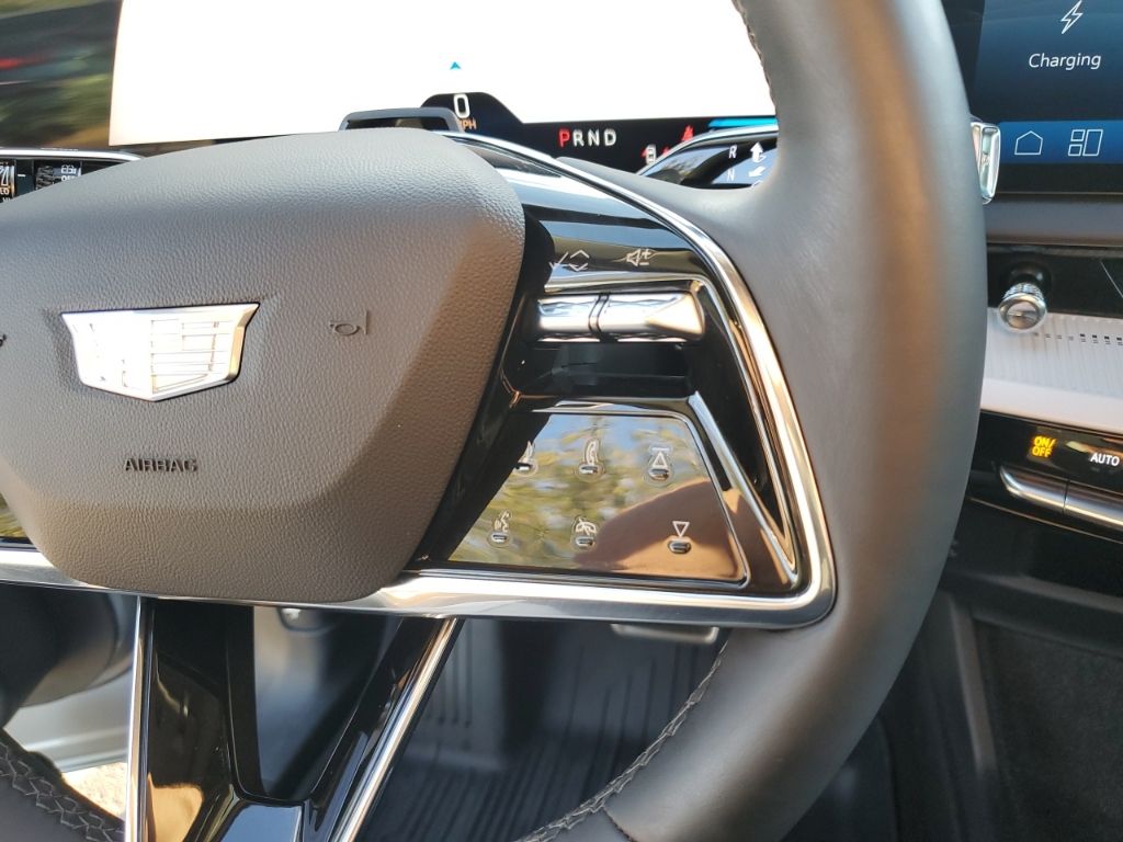 Used Car 2025 Cadillac Optiq  Sport 2 For Sale Under $50,000 In Austin, Texas