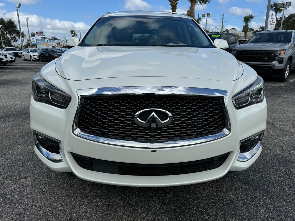 2019 INFINITI QX60 LUXE 3