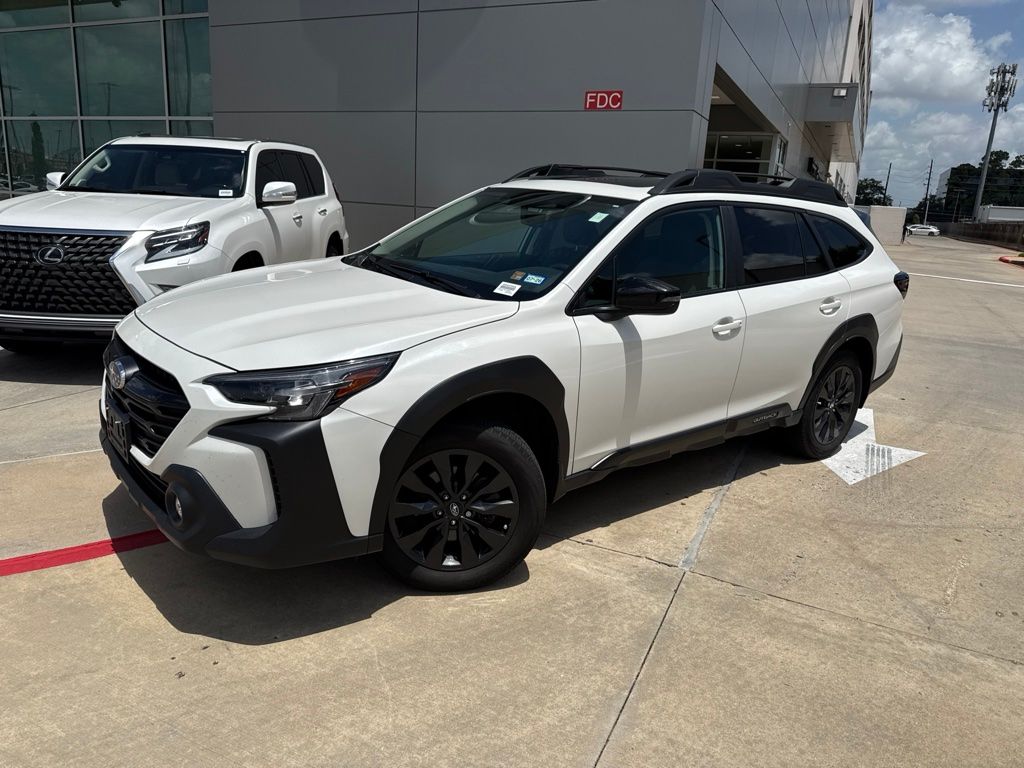 2025 Subaru Outback Onyx Edition White at Legacy Ford