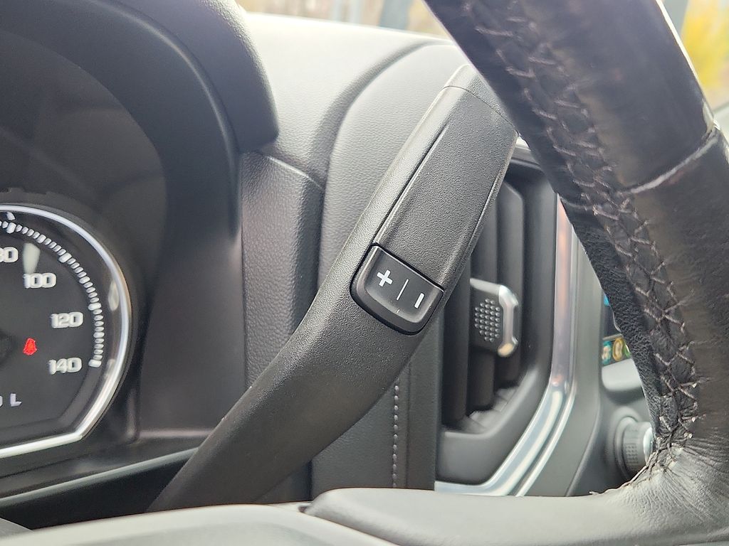 Thumbnail: 2021 Chevrolet Silverado 1500 - 15