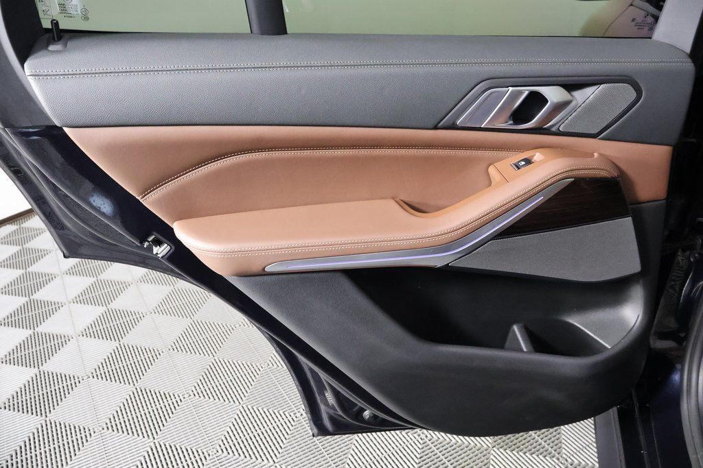 Thumbnail: 2020 BMW X5 - 10