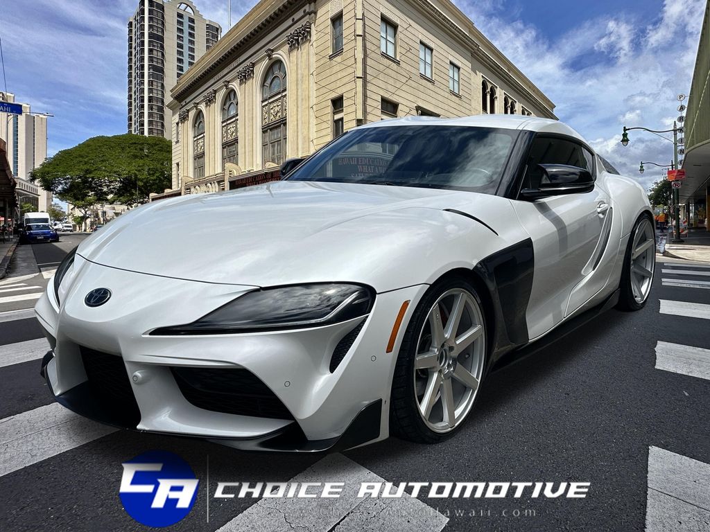 Burnout 2023 Toyota Supra Coupe Rear-Wheel Drive 6-Speed Manual