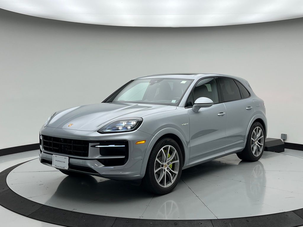 Thumbnail: 2024 Porsche Cayenne - 1