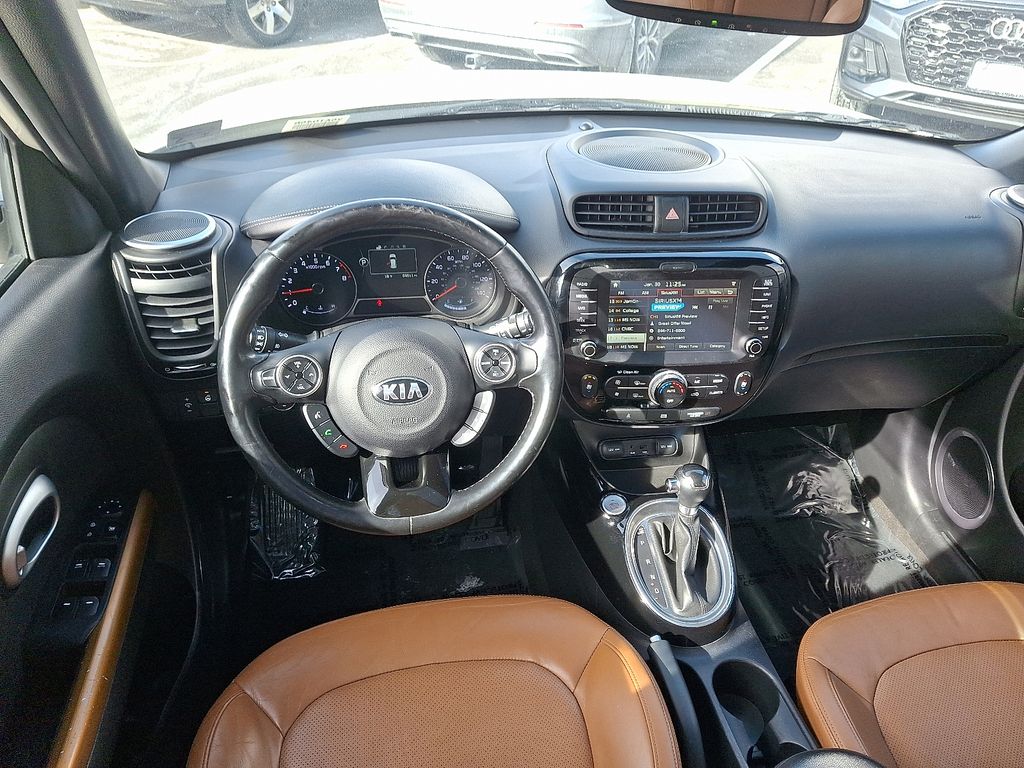 Thumbnail: 2015 Kia Soul - 11