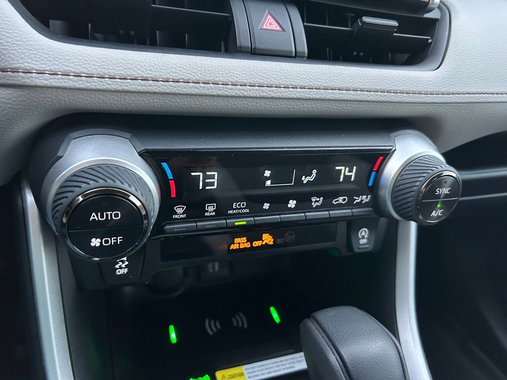 Thumbnail: 2024 Toyota RAV4 - 26