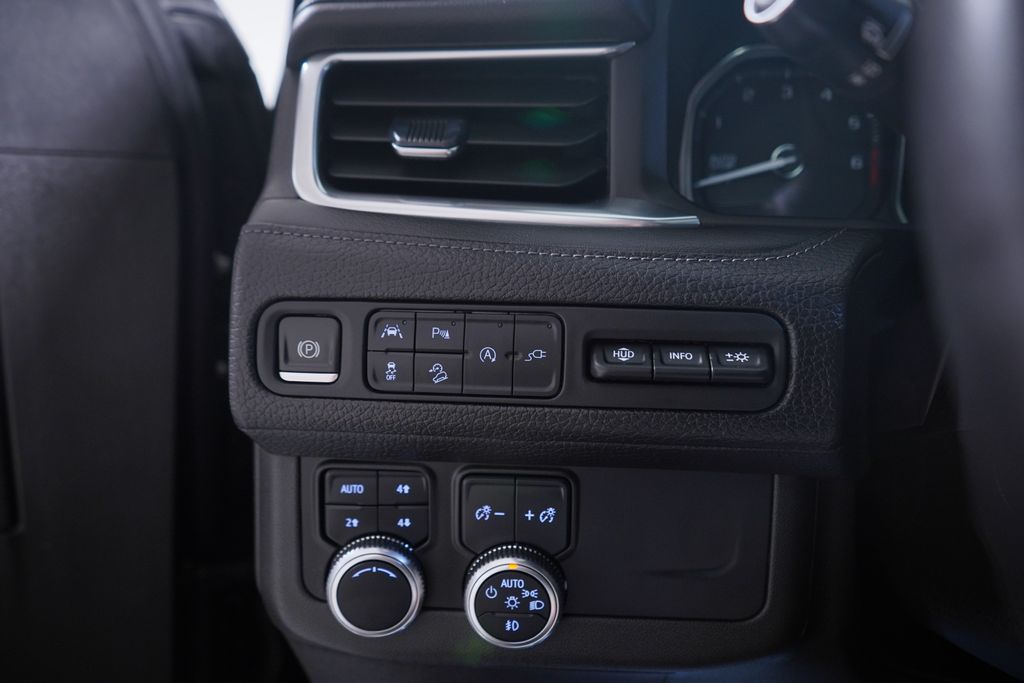 Thumbnail: 2021 GMC Yukon XL - 20