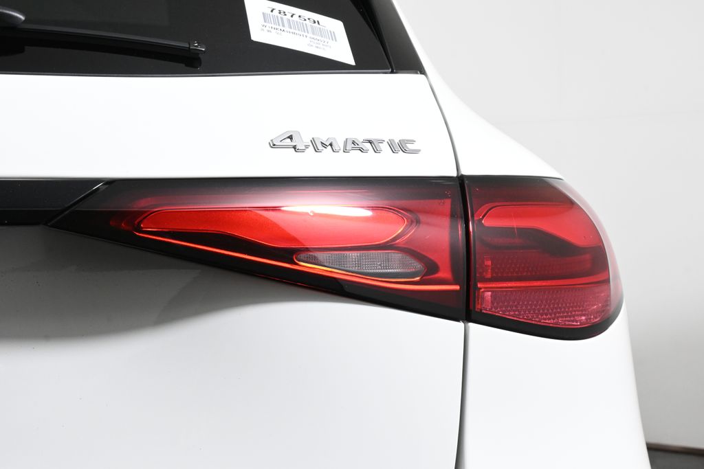 Thumbnail: 2026 Mercedes-Benz GLC - 13