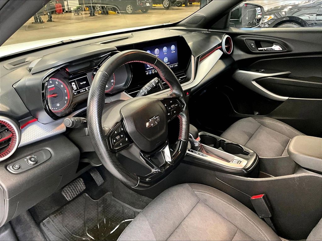 2024 Chevrolet Trax — photo 8