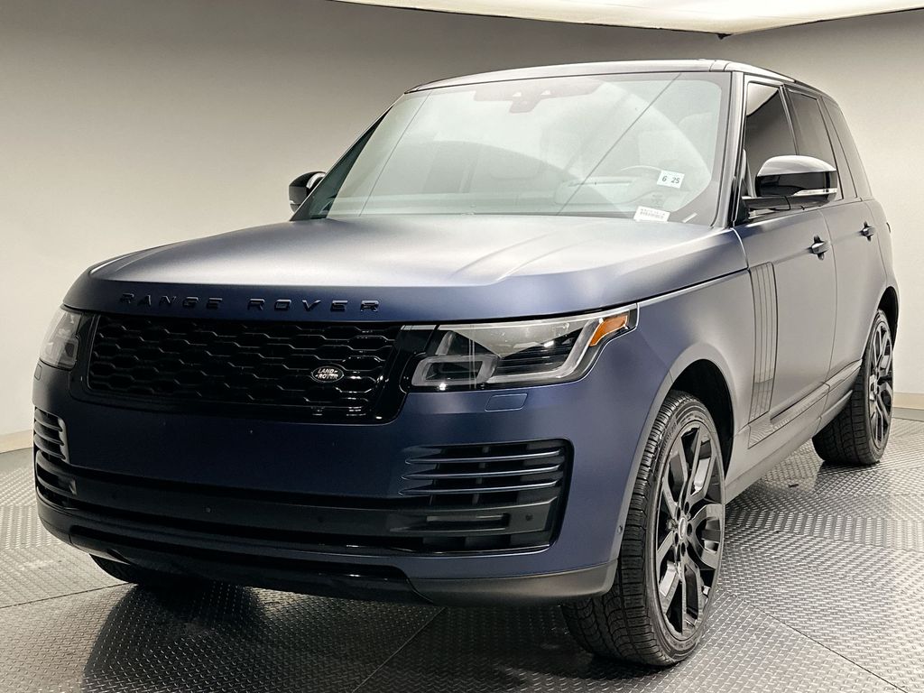 2020 Land Rover Range Rover HSE Hero Image