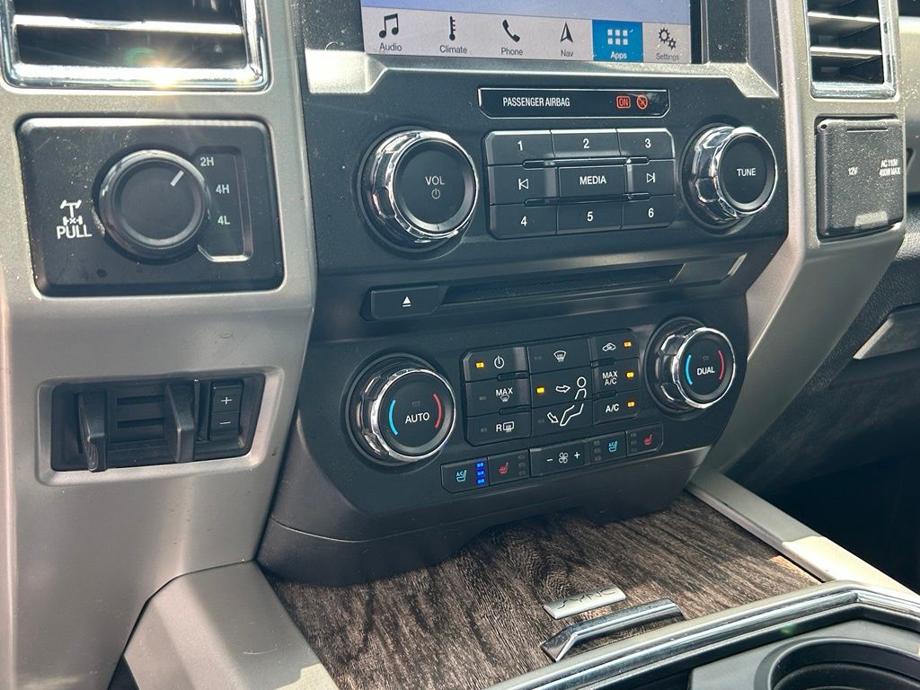 Used 2017 Red Ford Lariat image 40