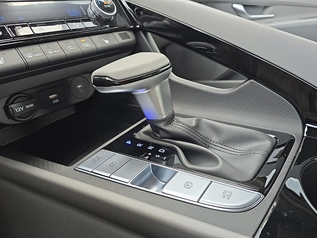 Thumbnail: 2026 Hyundai Elantra - 32