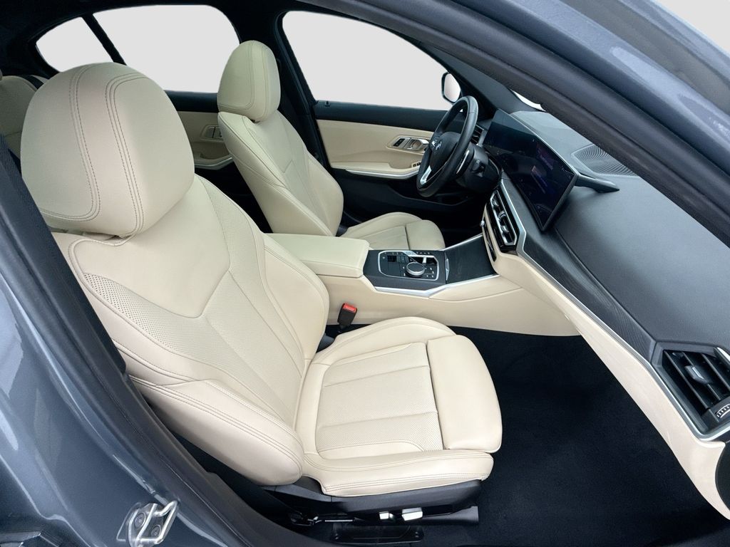 Thumbnail: 2023 BMW 3 Series - 19