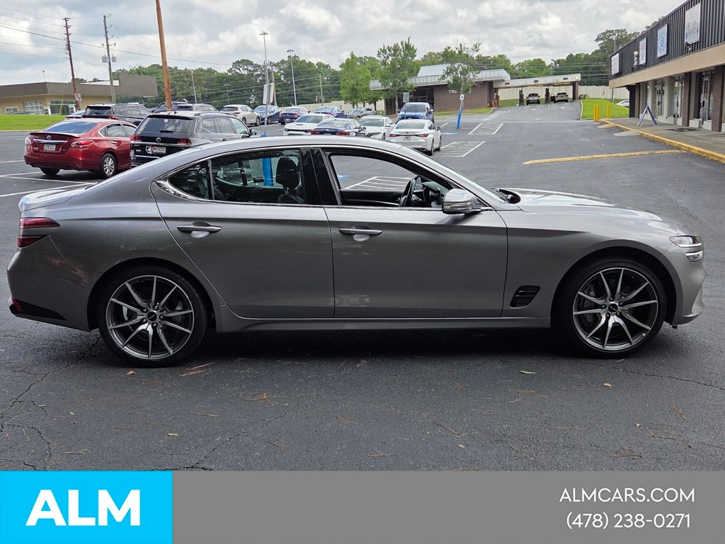 Used 2025 Silver Genesis 2.5T image 8
