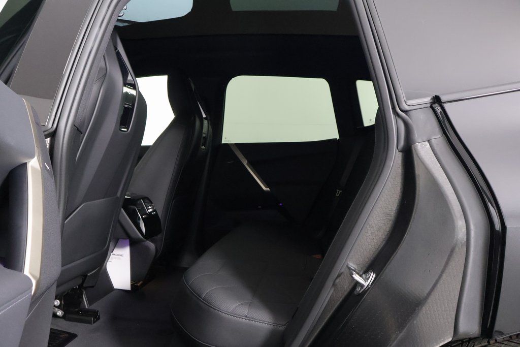 Thumbnail: 2026 BMW iX - 6