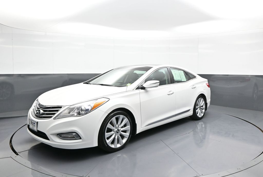 Porcelain White Pearl 2012 Hyundai Azera Sedan Front-Wheel Drive 6-Speed Automatic