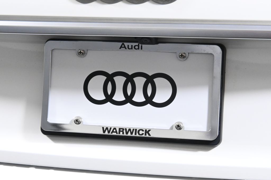 Thumbnail: 2023 Audi Q5 - 14