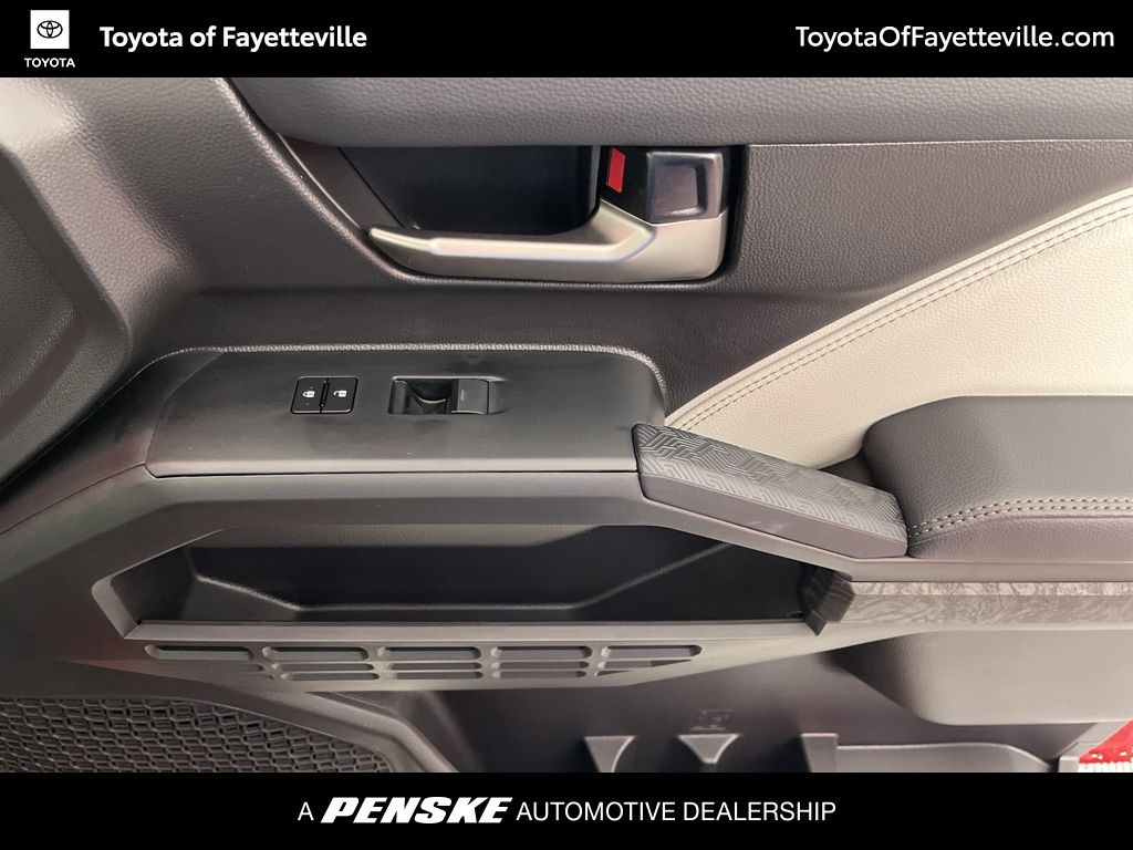 Thumbnail: 2025 Toyota Tacoma - 12
