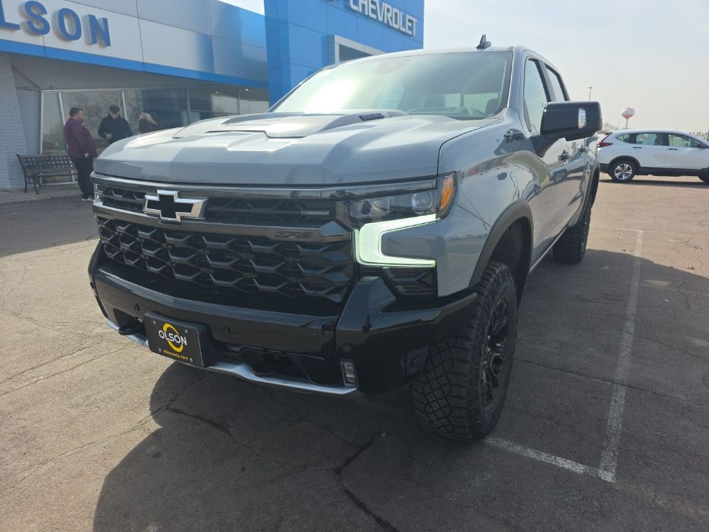2025 Chevrolet Silverado 1500 ZR2 Crew Cab 4WD