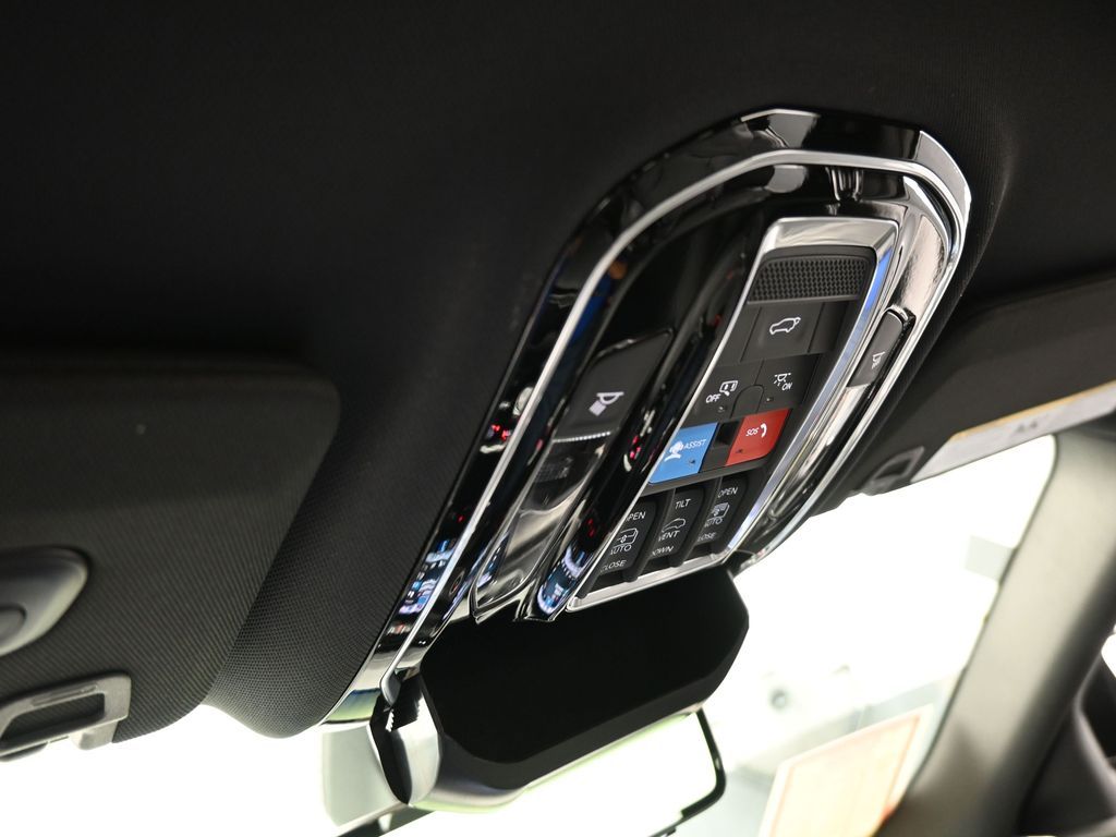 Used 2024 Silver Zynith Jeep Overland image 37