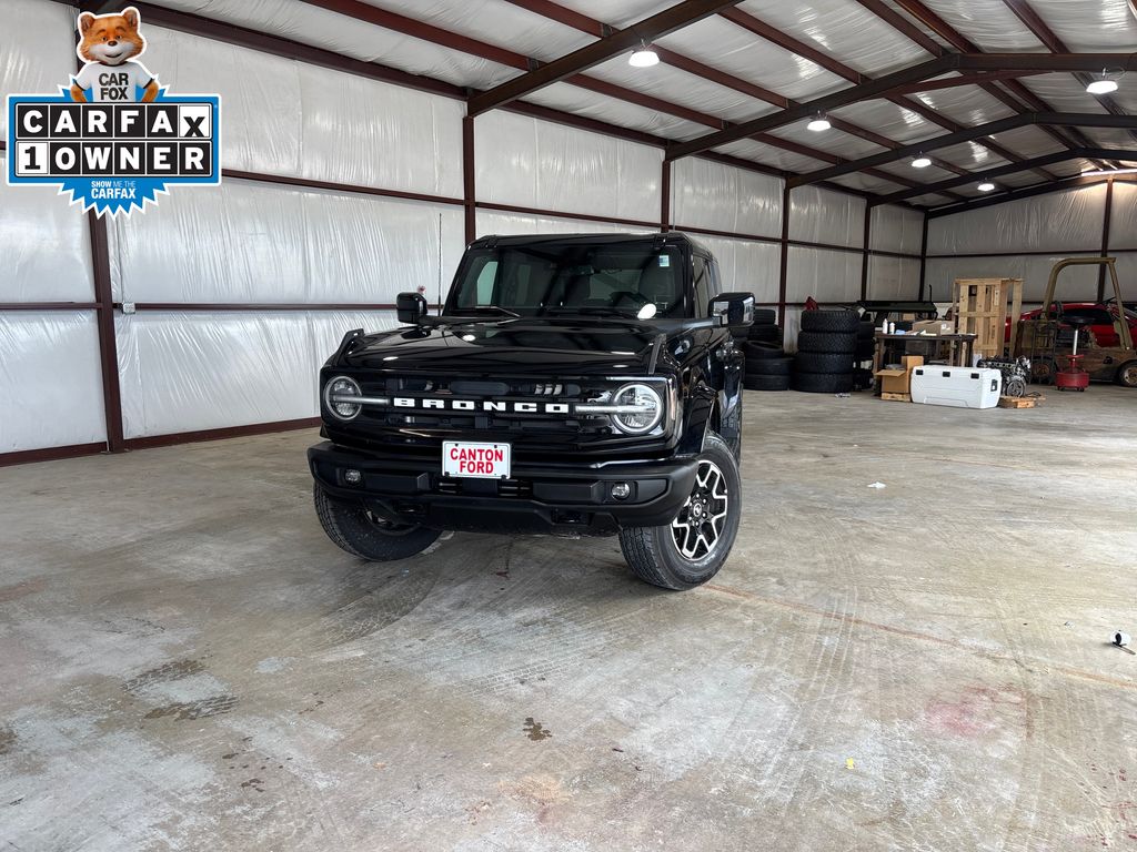  2025 Ford Bronco Outer Banks 4-Door 4WD   