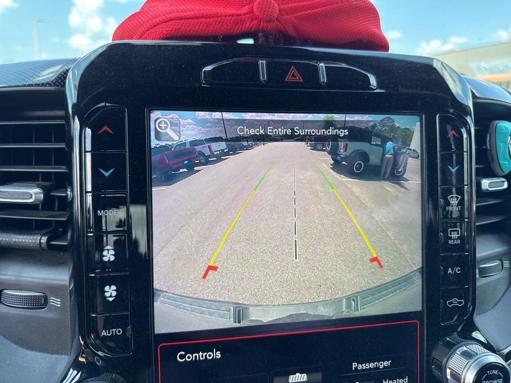 2021 Ram 1500 Big Horn Crew Cab 4x4 5'7" Box