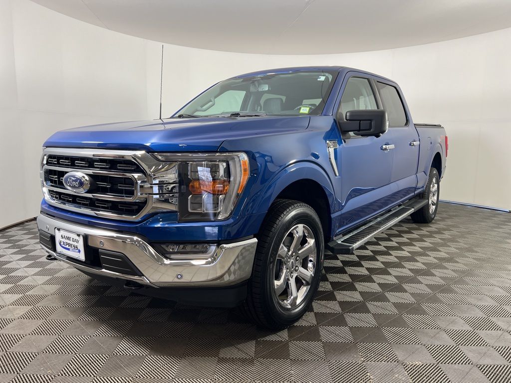 Used 2022 Blue Ford XLT image 9