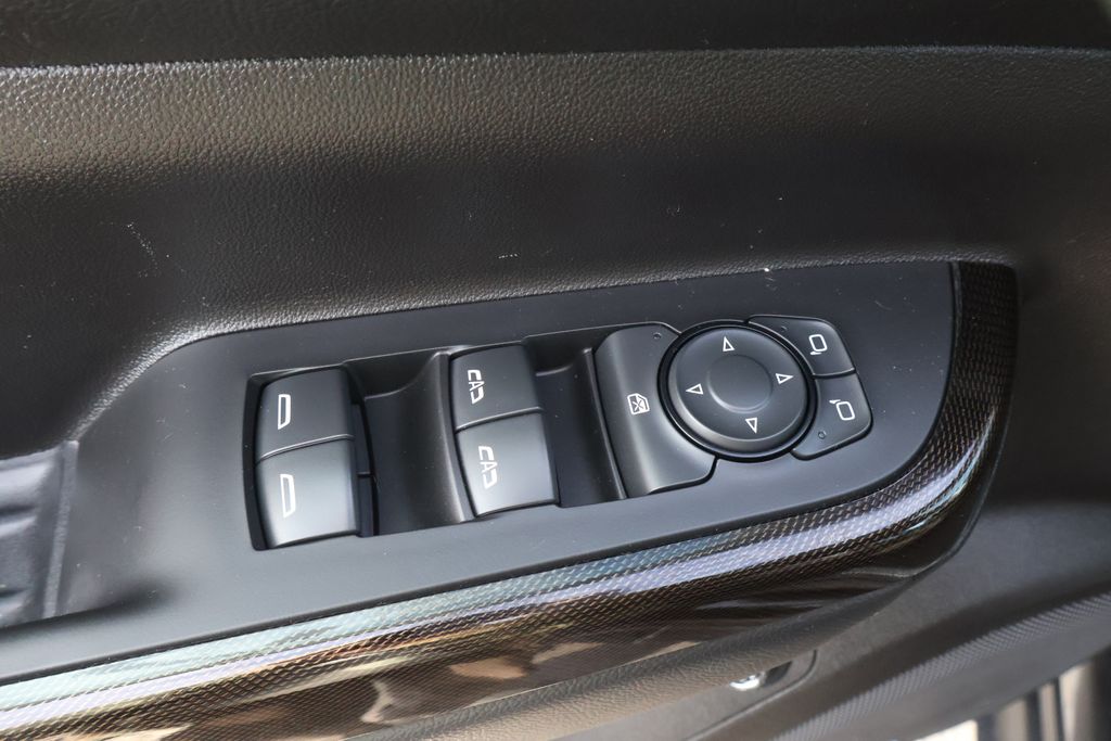 Thumbnail: 2023 GMC Acadia - 12