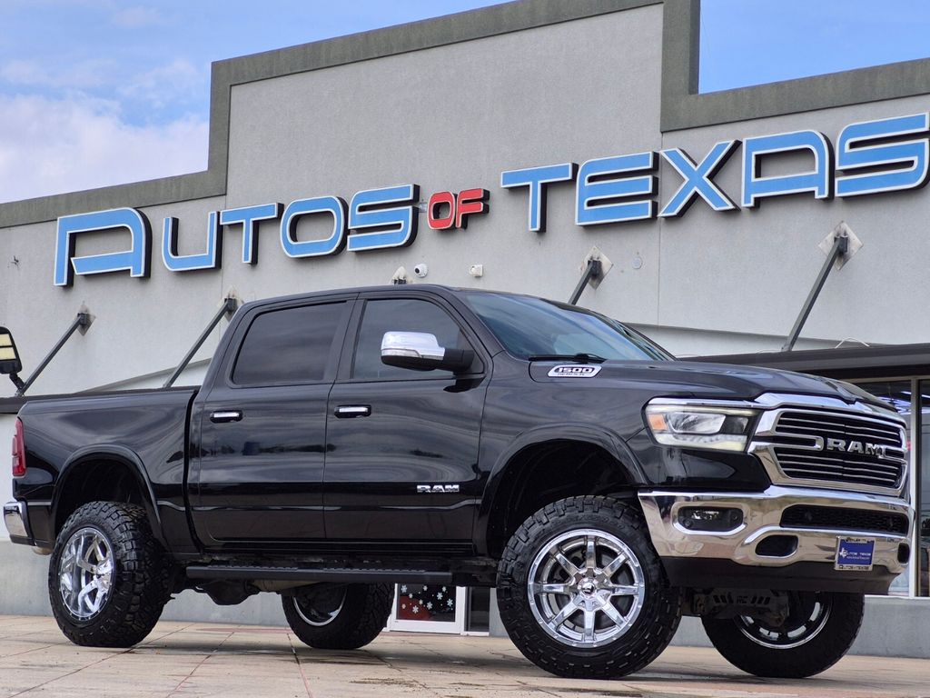 2019 RAM 1500 Laramie Crew Cab 4WD