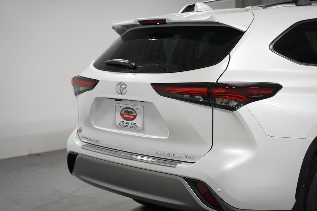 2025 Toyota Highlander Platinum 9