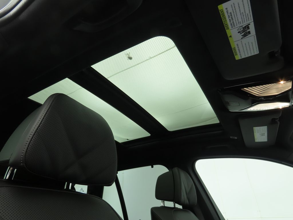 Thumbnail: 2026 BMW X5 - 19