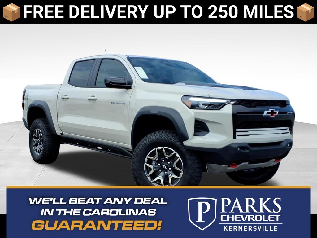 White 2026 Chevrolet Colorado Pickup Truck Four-Wheel Drive 8-Speed Automatic